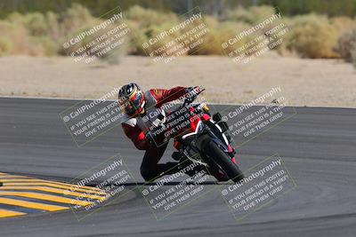 media/Oct-08-2022-SoCal Trackdays (Sat) [[1fc3beec89]]/Turn 10 (945am)/